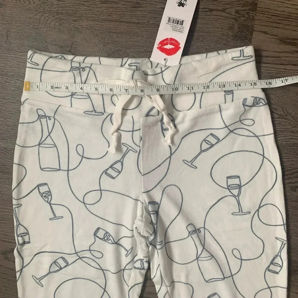 Wildfox Popping Bottles Flared Lounge Sweatpants - Size M - Vanilla - NWT - Picture 11 of 13